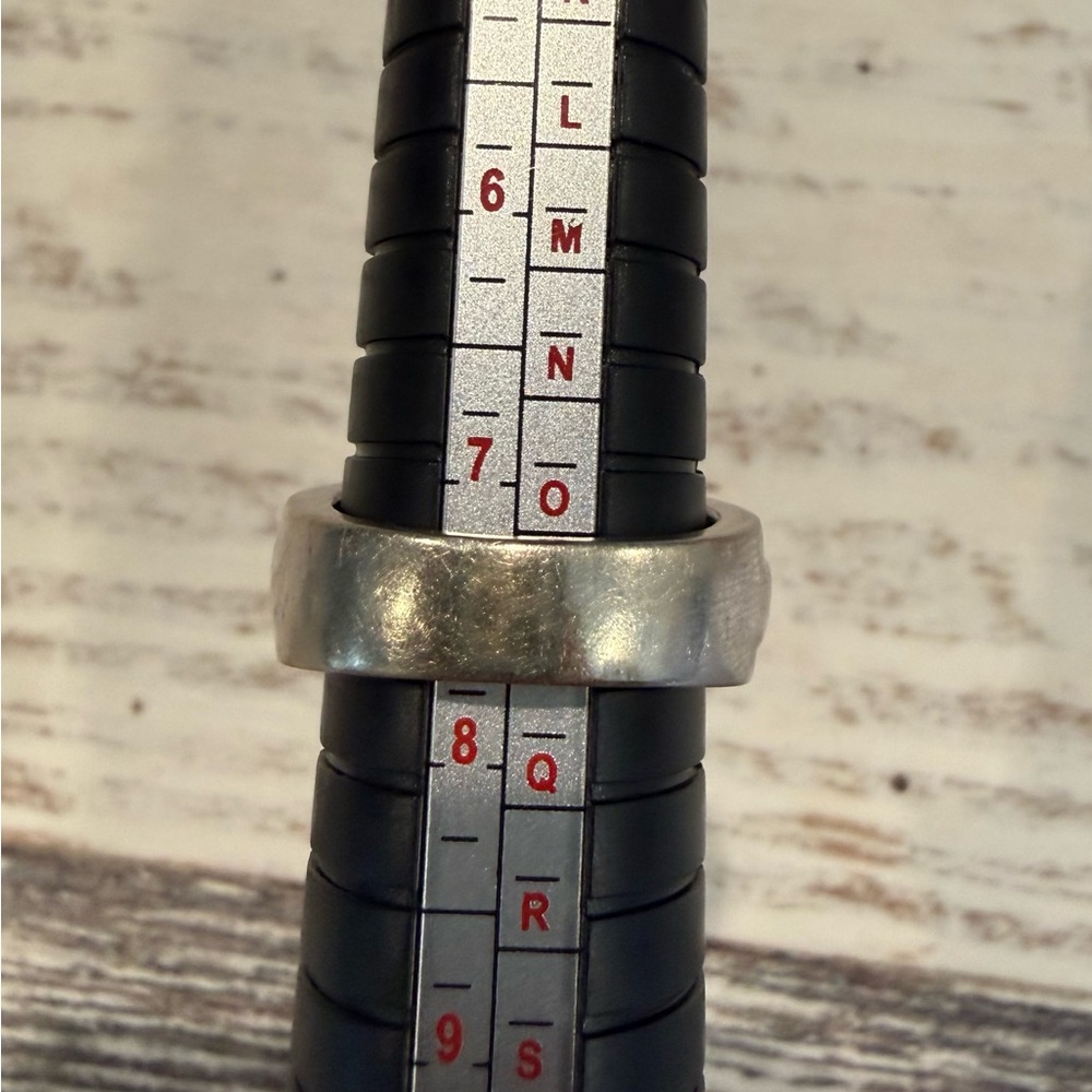 Diamond Cluster Wide Band Ring - 14 K White Gold - Picture 15 of 16